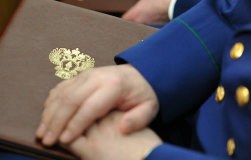 В список уволенных за утрату доверия попали два депутата из Ленобласти