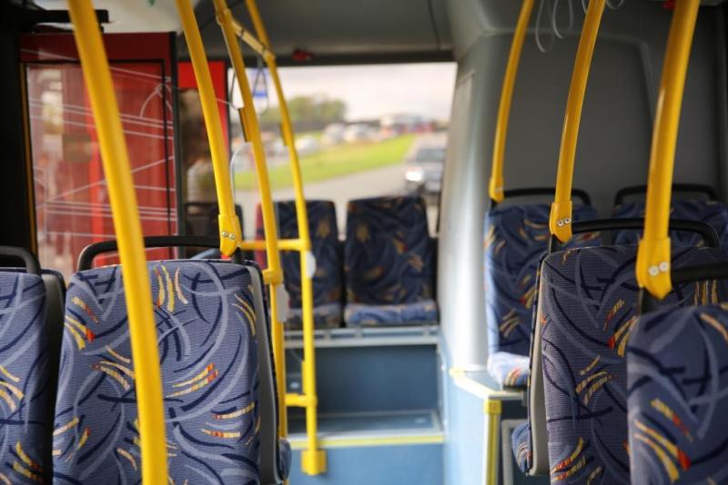 Теперь автобусы на Русском острове не останавливаются по требованию