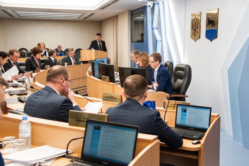 Предполагается, что из бюджетов двух уровней Сургут в 2019-2021 годах может получить 4,5 млрд рублей.
