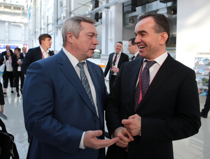 Губернаторы Дона и Кубани на форуме в Сочи