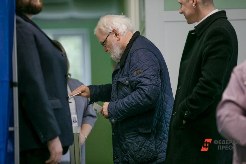 Источники рассказывают, что тревогу якобы забил сам главный врач Нижневартовской поликлиники Сергей Самохвалов.