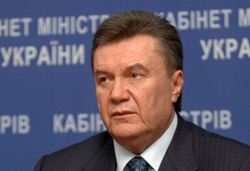 Оболонский районный суд Киева признал экс-президента виновным в госизмене