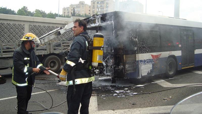 В центре Стокгольма взорвался автобус