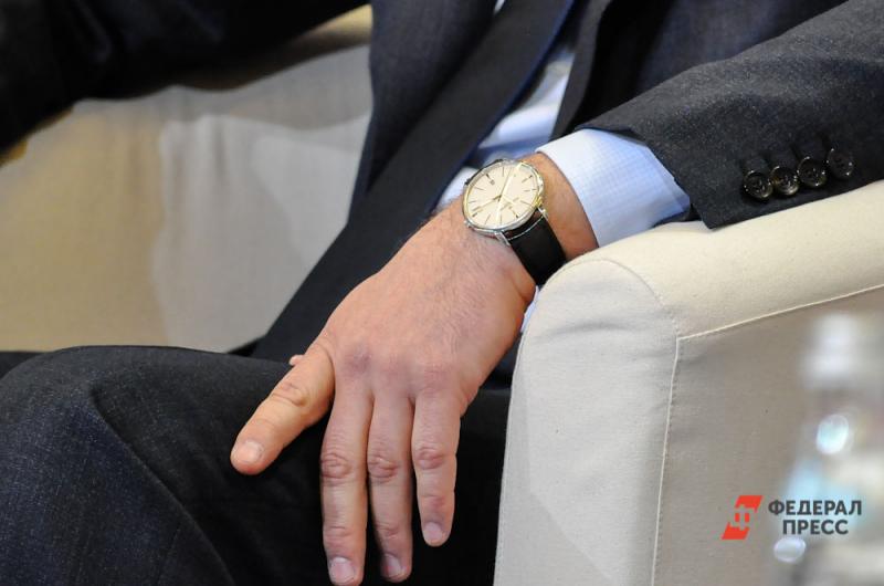 Глава Якутии отказался от покупки золотых часов