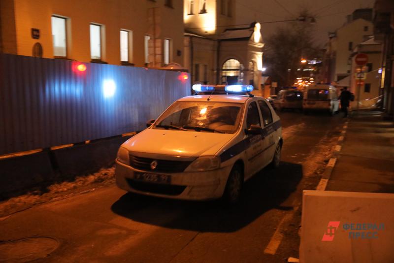 Петербургская восьмиклассница сообщила в полицию о террористах в школе