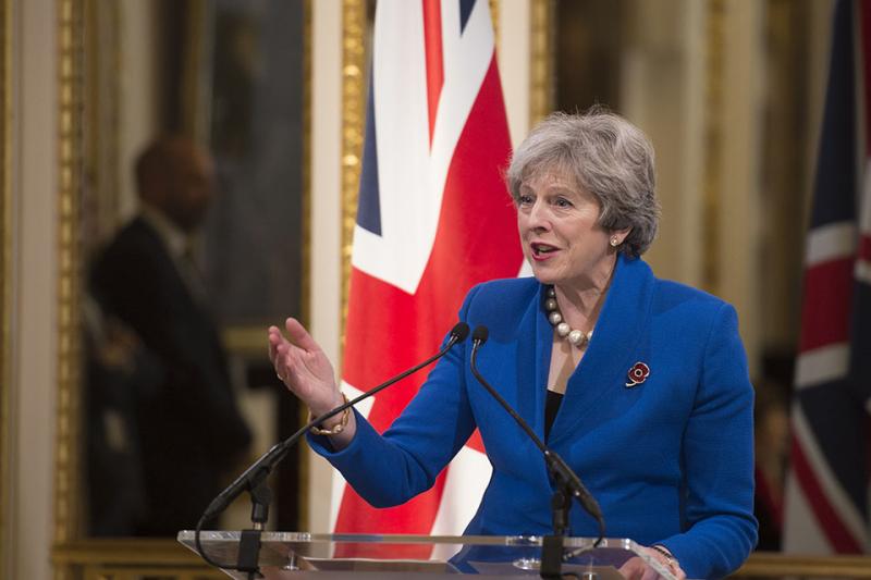 Британские министры спланировали полномасштабный заговор, чтобы сместить Терезу Мей