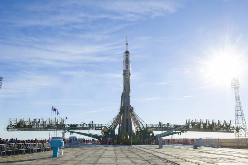 «Роскосмос» со второй попытки доставил космонавтов на МКС