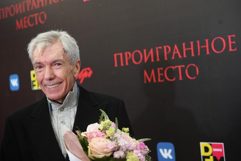 70-летний Юрий Николаев резко почувствовал себя плохо и потерял сознание