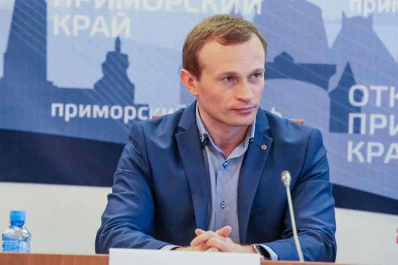 По слухам, бывший вице-губернатор Илья Ковалев вернулся в Приморье