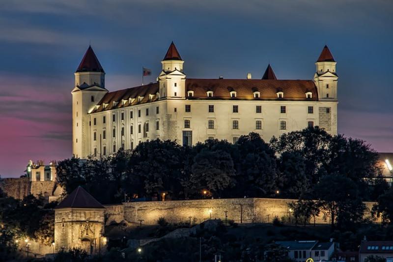 Словацкие парламентарии случайно запретили исполнение иностранных гимнов