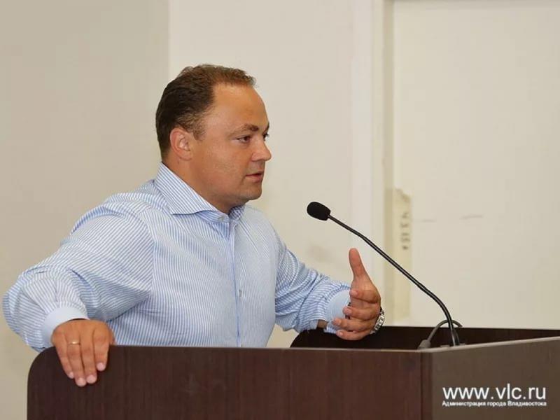 Вынесение приговора экс-мэру Владивостока перенесли