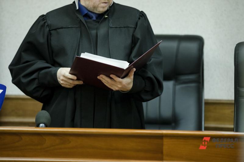 В Ленобласти подсудимый на заседании дважды оскорбил судью