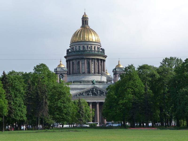 В Санкт-Петербурге Путину установили «надгробие»