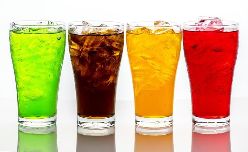 Ученые выяснили, что сладкие напитки повышают риск преждевременной смерти