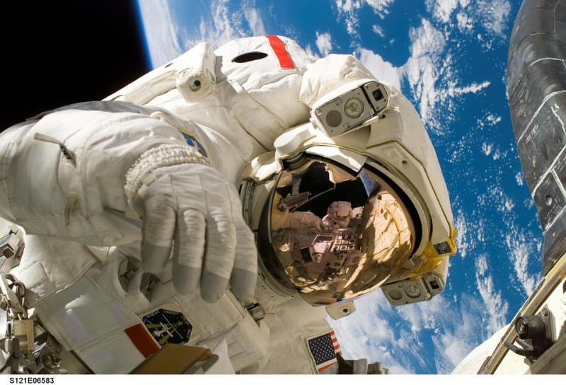 ОАЭ объявили имя своего первого астронавта