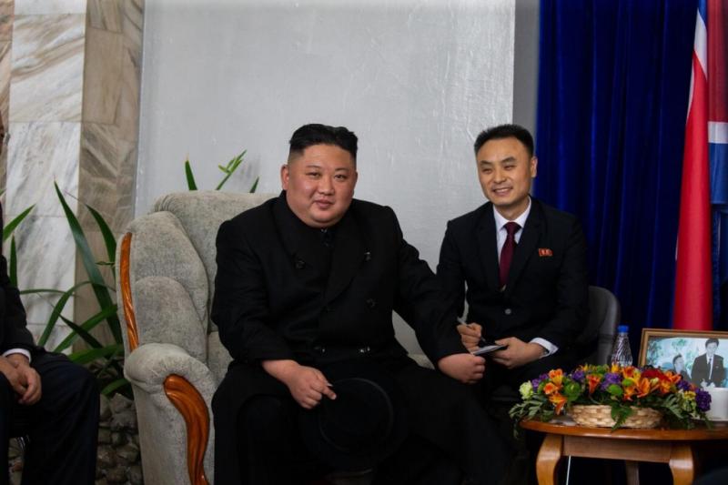 Ким Чен Ын все-таки попробовал каравай в Приморье