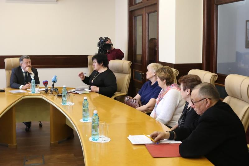 Андрей Шимкив провел встречу с жителями различных районов Новосибирской области