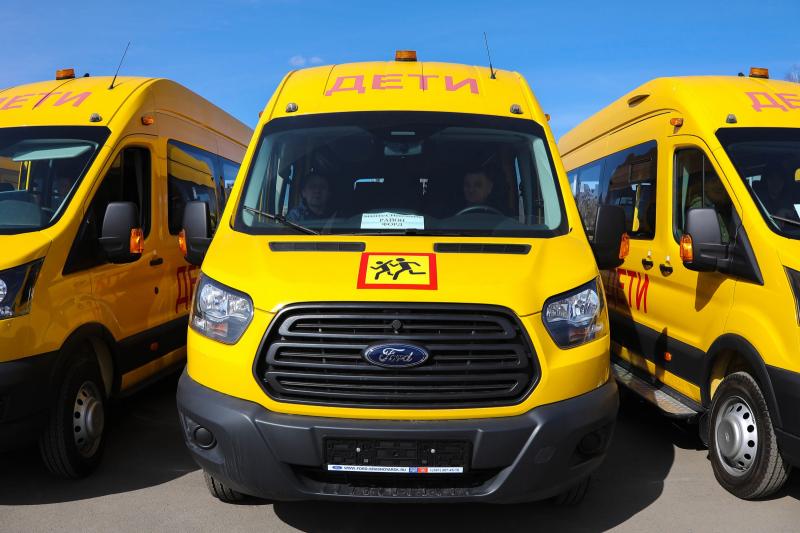 На специальных автобусах в Красноярском крае до школ добираются 20 тысяч детей