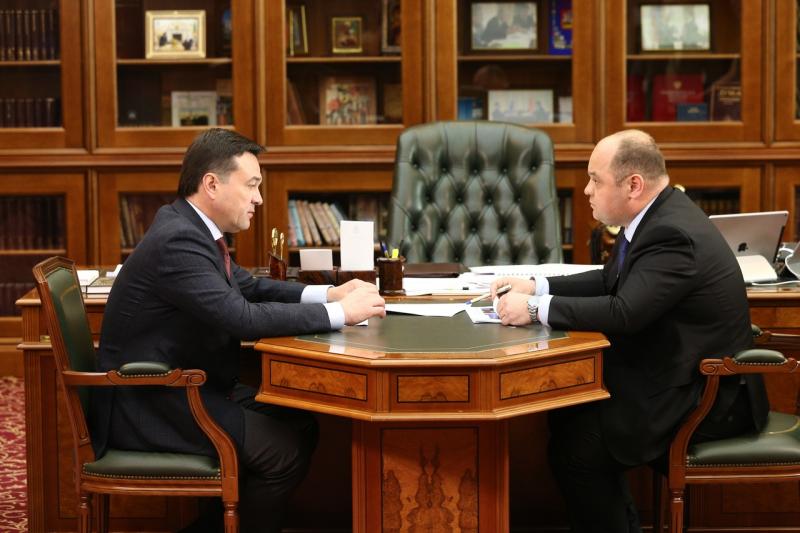 Губернатор встретился с министром Русланом Тагиевым