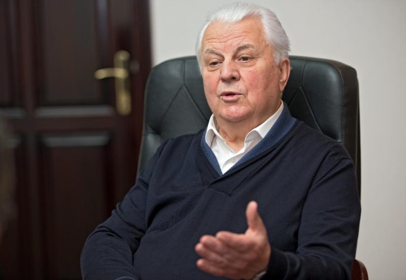 Главные беды украинцев – это война, коррупция и бедность, считает Кравчук