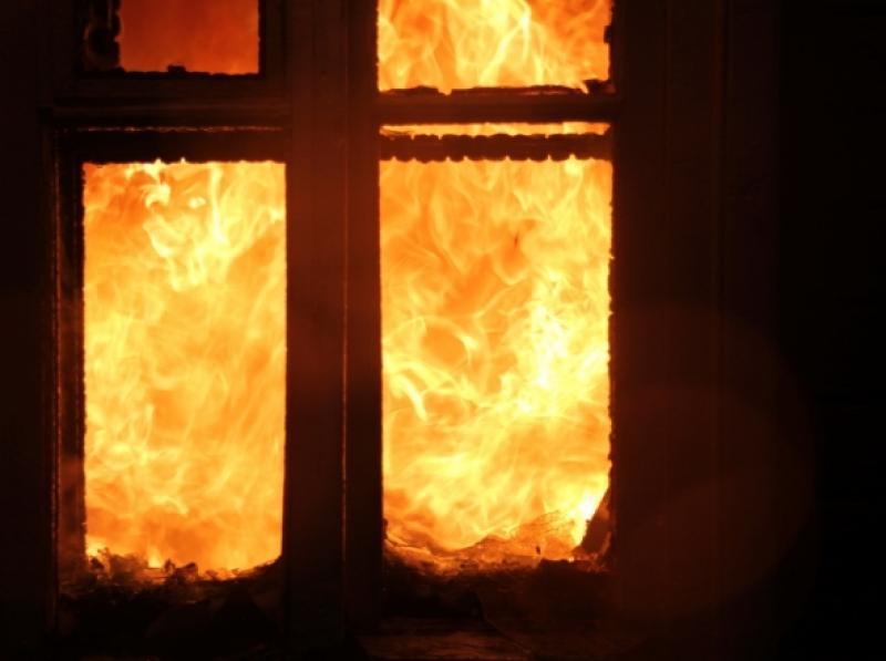 В Белоярском районе в пожаре погибли двое человек.