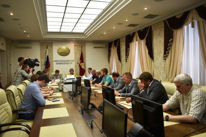 В Челябинске выдвинулись два кандидата на должность губернатора