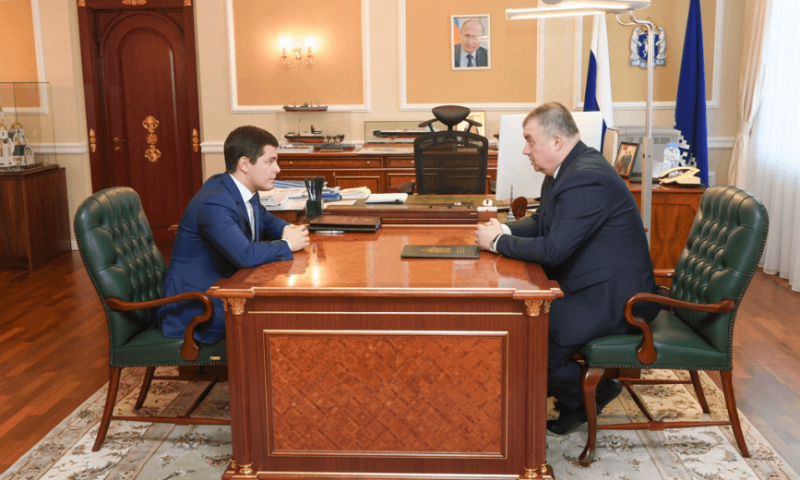 Дмитрий Артюхов пригласил на личную встречу главу погрануправления ФСБ РФ