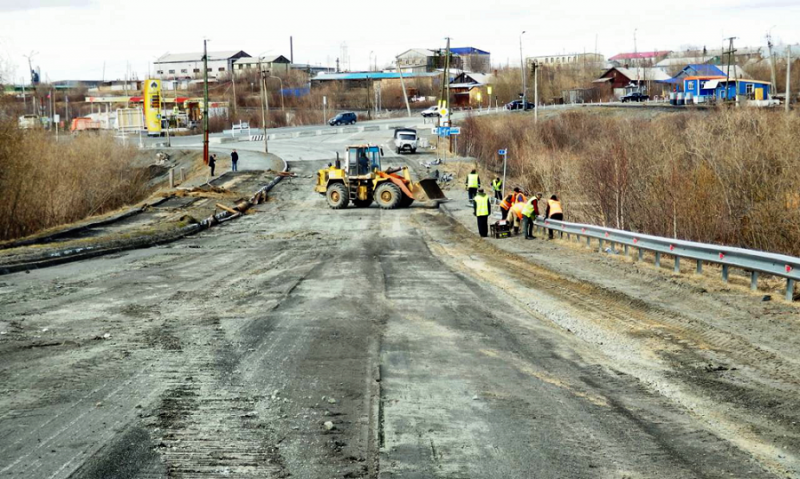 Также отремонтируют водопропускную трубу большого диаметра в Лабытнанги.