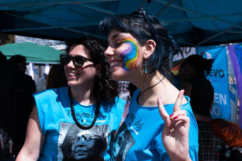 ЛГБТ-активисты отказались проводить гей-парад во время протестов