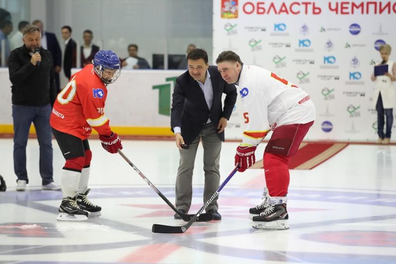 В Домодедове прошел благотворительный хоккейный матч для детей-сирот