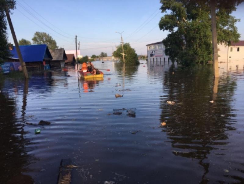 Более 400 человек эвакуировали с затопленных территорий в городе Тулун