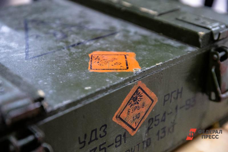 Предприниматель из Москвы пытался провезти на ПМЭФ коробку с патронами