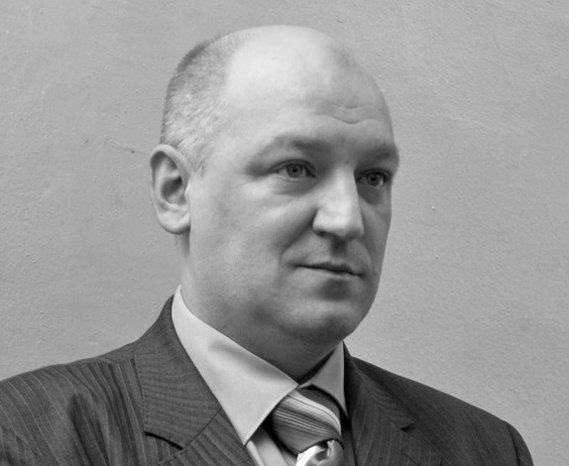 Олег Казаринов