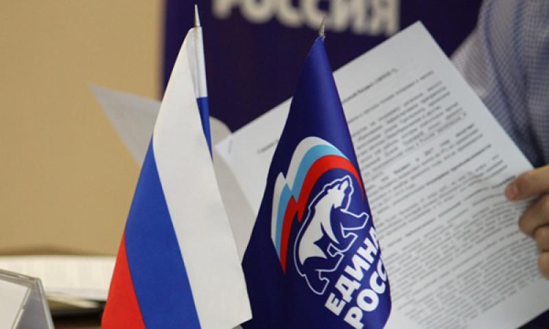 На статью о грядущих переменах в «Единой России» отреагировал политолог Евгений Минченко
