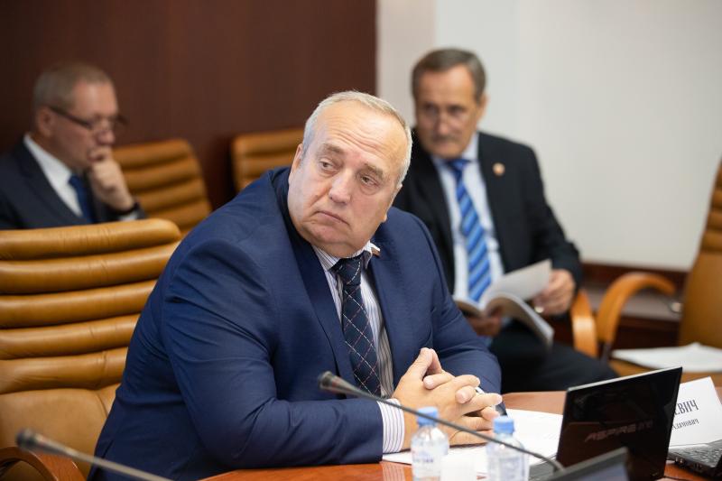 Франц Клинцевич раскритиковал предложение советника президента Украины о переименовании России