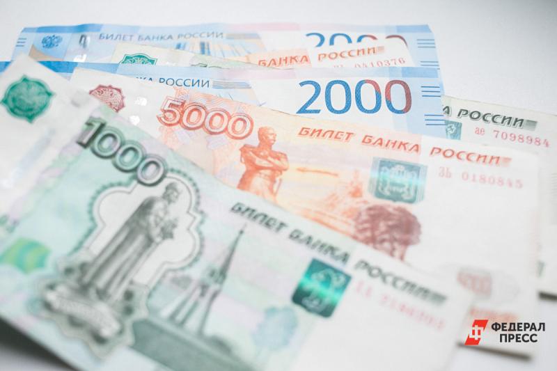 Свыше 11 тысяч россиян зарабатывают больше миллиона рублей