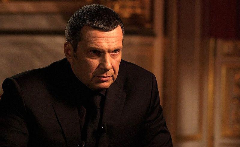 «Ну вот что сказать про них?». Соловьев затруднился прокомментировать виселицы в Харькове