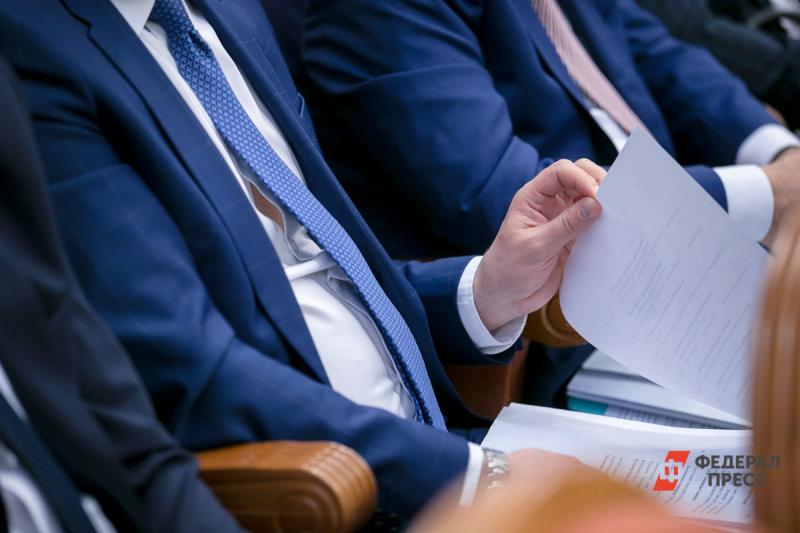 Депутаты поставили свои подписи в поддержку Алексея Севастьянова