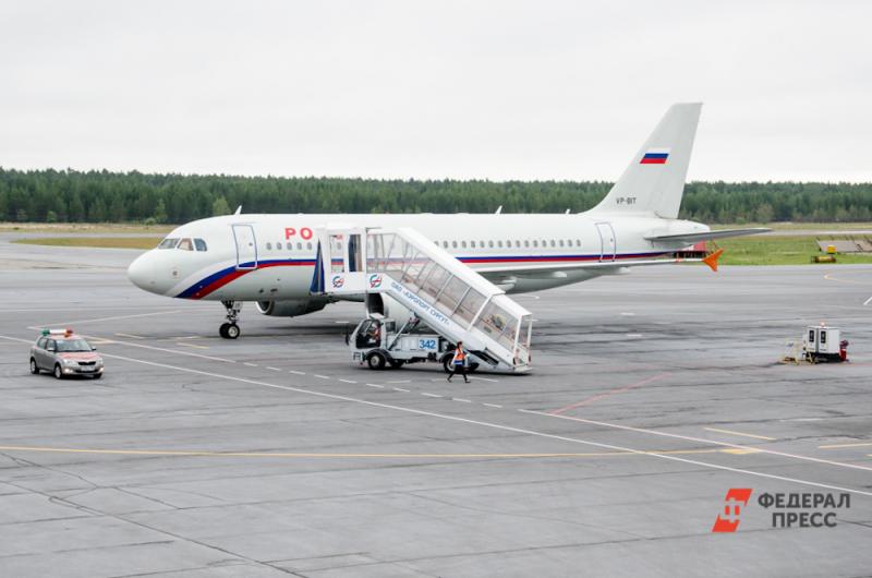 Самолет прервал полет в Иркутск из-за неисправности.