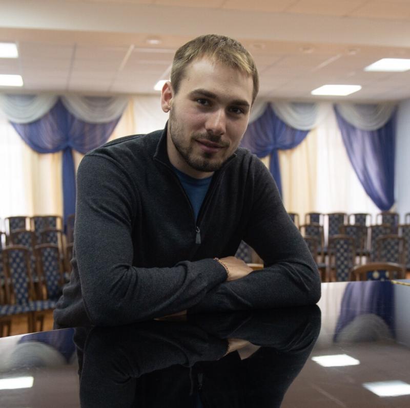 Антон Шипулин