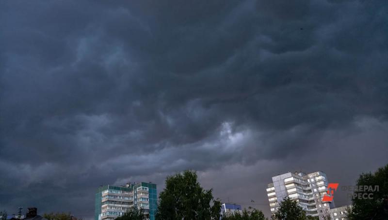 Град, гроза и сильный ветер ожидаются в Свердловской области