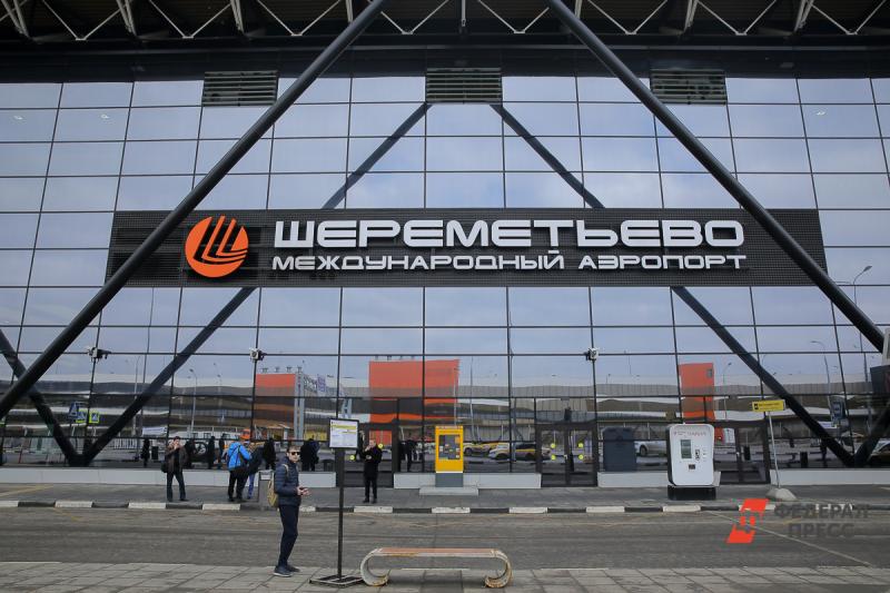 В Шереметьеве переводят часть рейсов из терминала D из-за регулярных задержек багажа