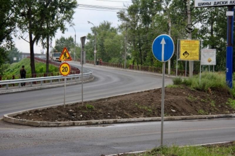 Дмитрий Бердников проверил ход работ по ремонту улиц