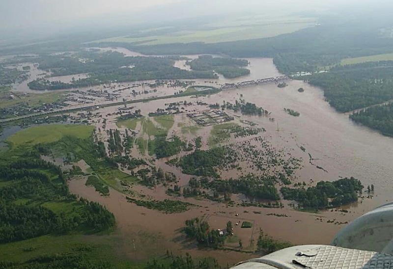 В результате наводнения погибли 20 человек