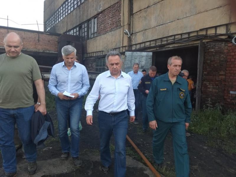 Виталий Мутко вместе с губернатором региона Сергеем Левченко находятся в Братске