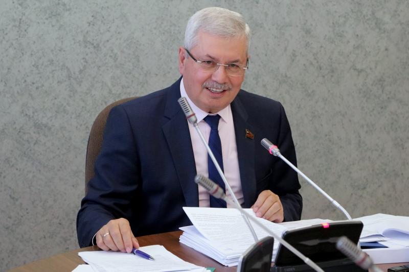 Владимир Мякуш и депутаты одобрили поправки в закон о транспортном налоге