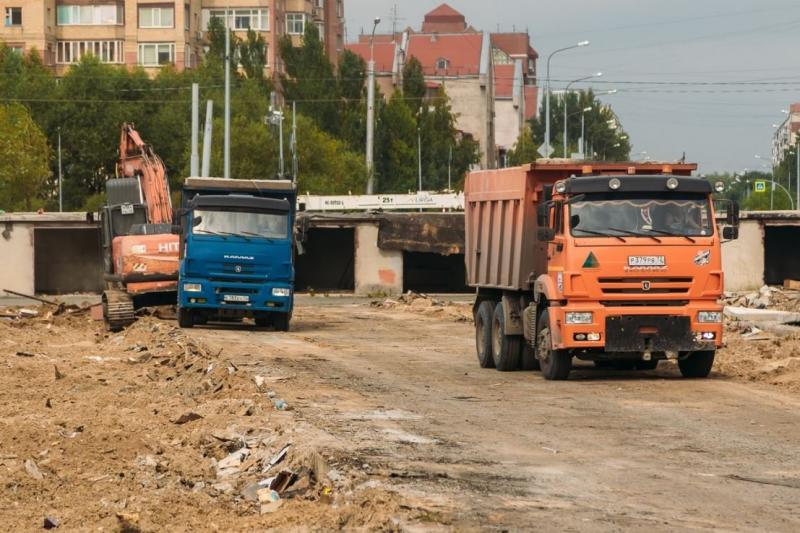 В Тюмени снесли гаражи для строительства дороги