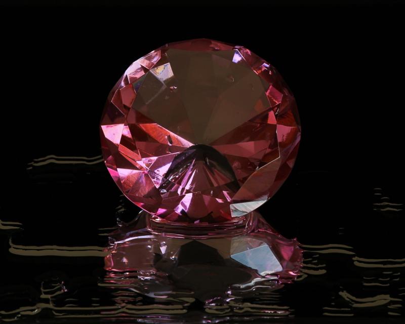 Розовый бриллиант «Призрак Розы»