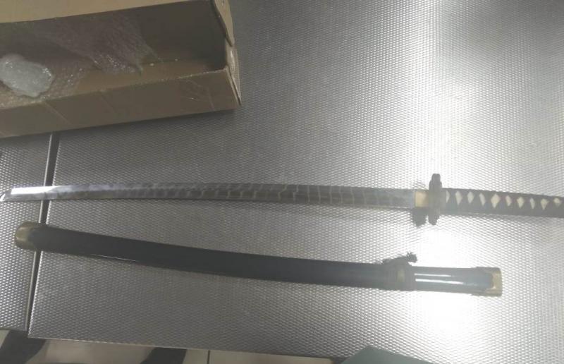 Японский меч изъяли в екатеринбургском аэропорту