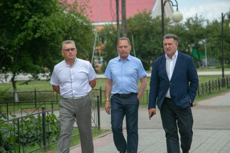 Депутаты заксобрания Новосибирской области обсудили вопросы повышения привлекательность сельской глубинки